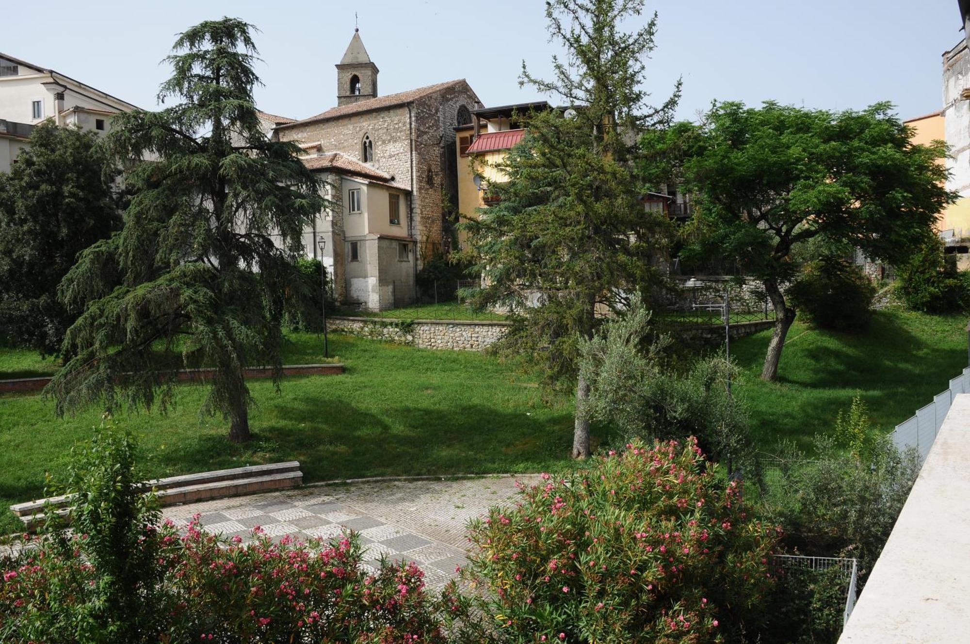 Hotel La Villa Ceccano ภายนอก รูปภาพ