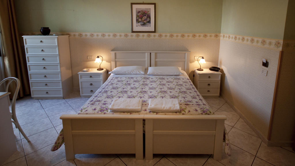 Hotel La Villa Ceccano ห้อง รูปภาพ